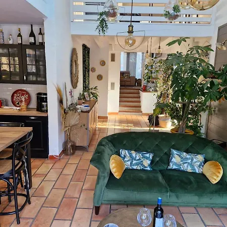 Hébergement de vacances La Maison Des Bois