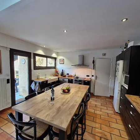 La Maison Des Bois *