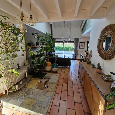 La Maison Des Bois *